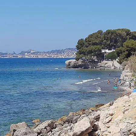 Venez Vous Relaxer Au Bord De La Ciotat